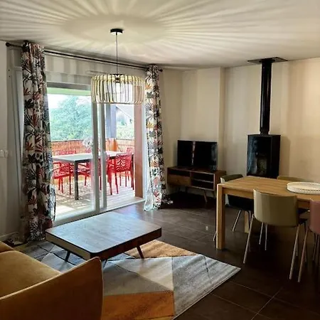 Apartment Calme Avec Balcon